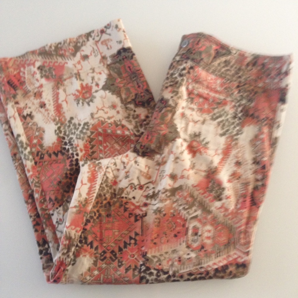 Chico's Multicolor Patterned Capris